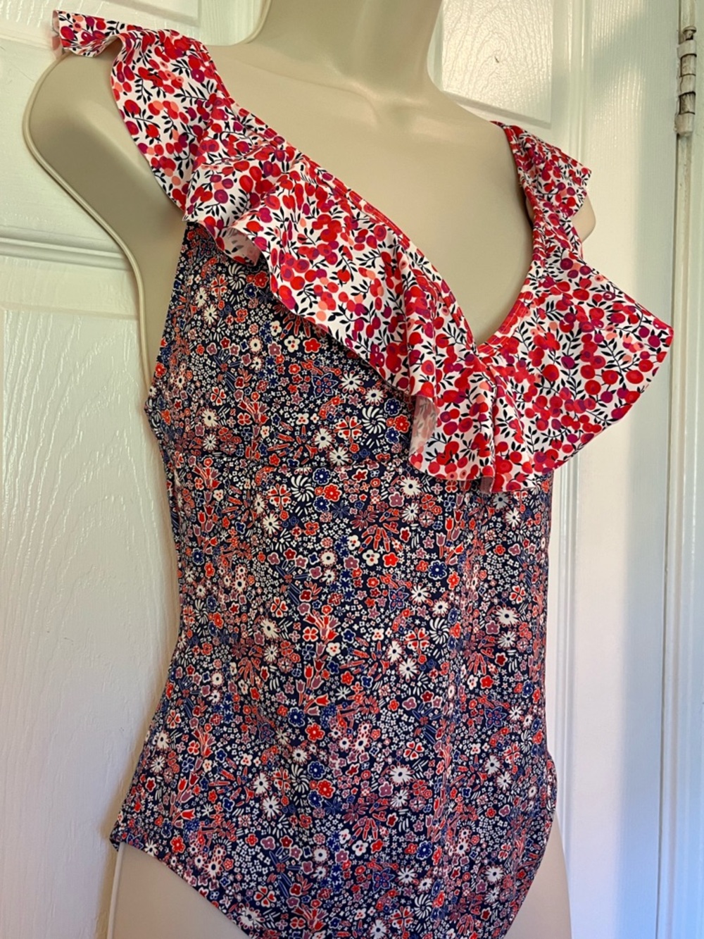 J. Crew Ruffle Deep V One-Piece Swimsuit Bathing Suit - Liberty Multi floral - Picture 4 of 14